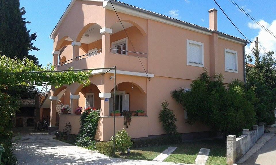 Apartments Lucija Sukosan Exterior photo